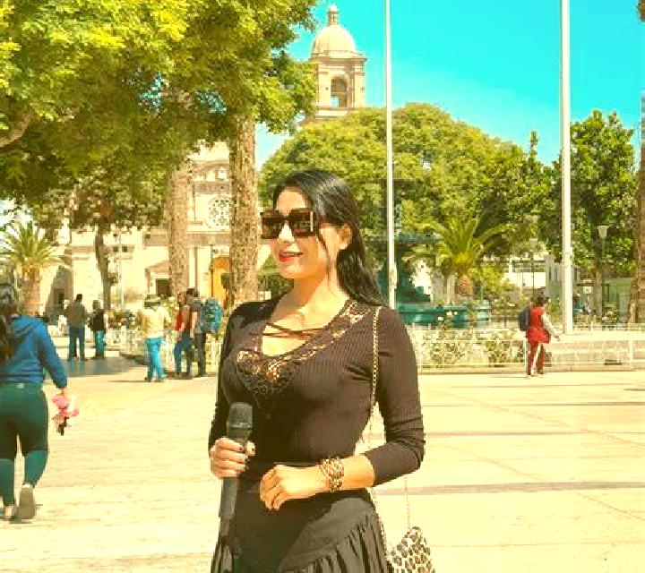 Abril Arica escort