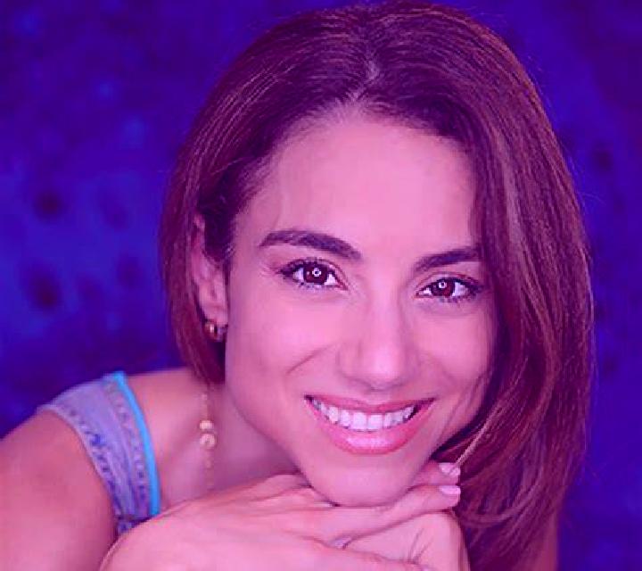 Belén Angol escort