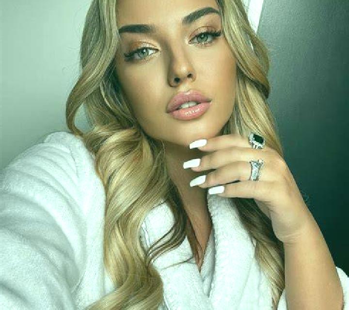 Bianca Marchihue escort