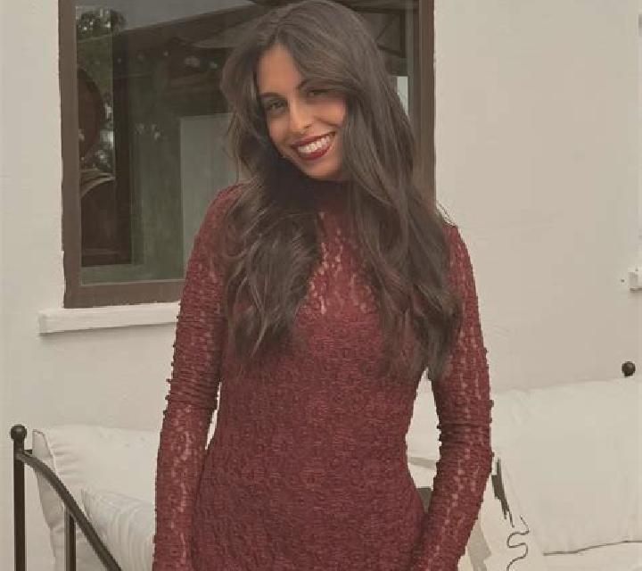 Carmen Hualane escort