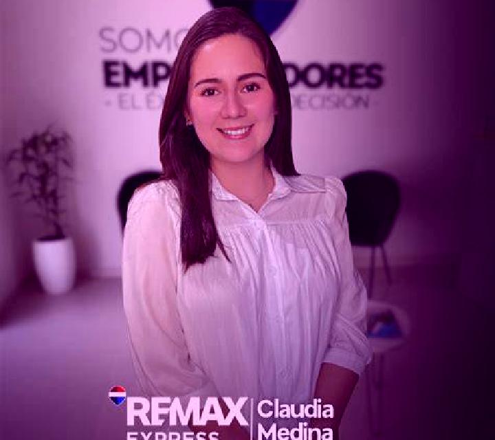 Cecilia 2 Yungay escort