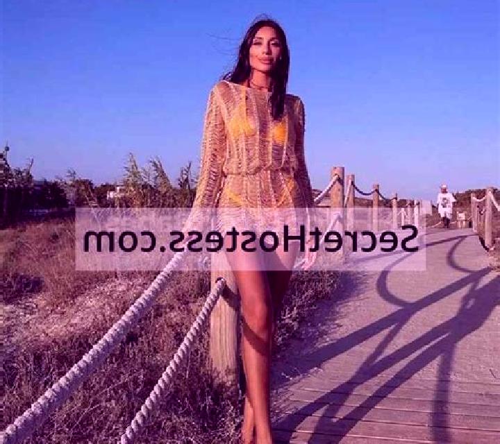 Cloe Batuco escort