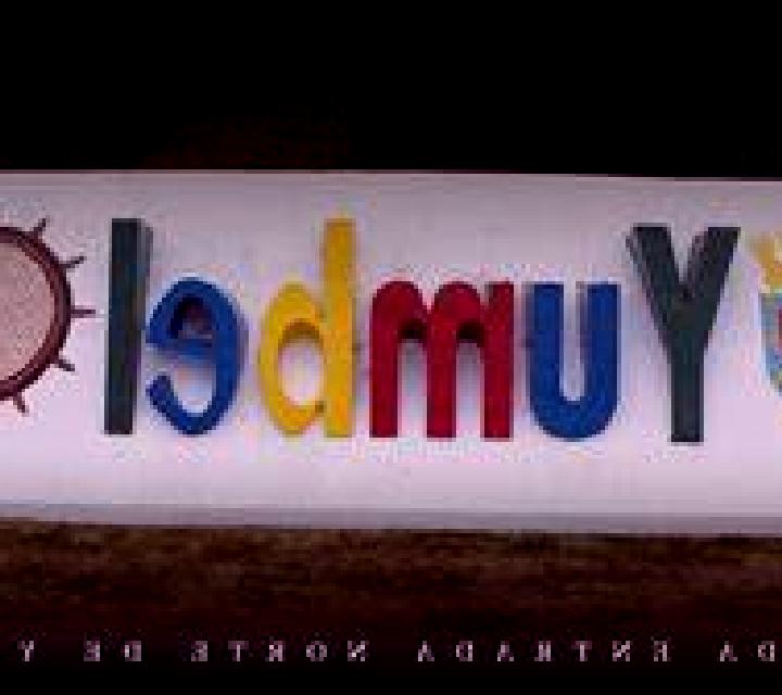 Ámbar Yumbel escort
