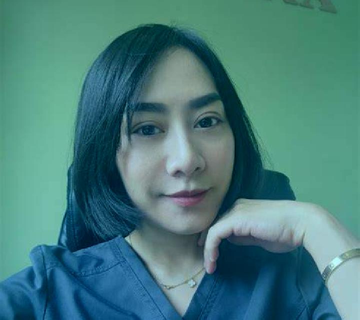 Nadia Los Laureles escort