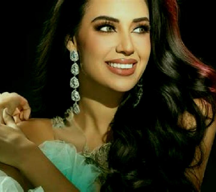 Valentina 2 Llaillay escort