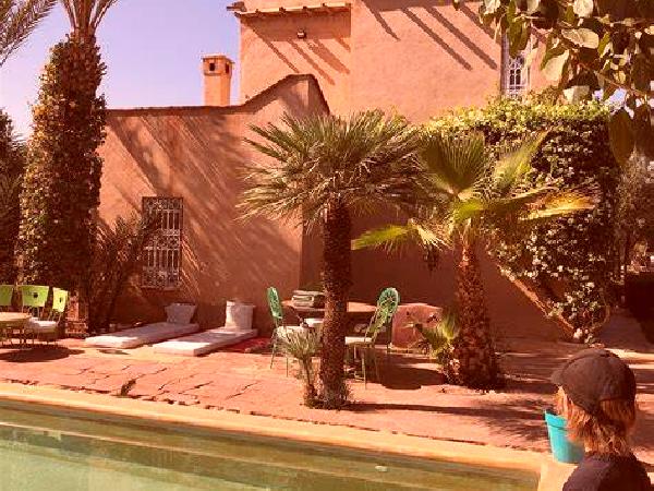 Vega Linares escort