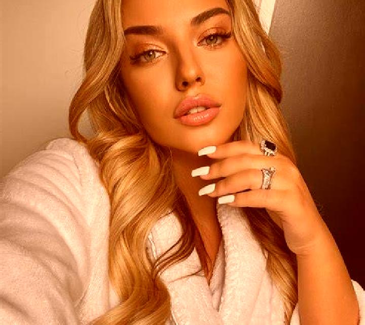 Ximena 3 Sagrada Familia escort